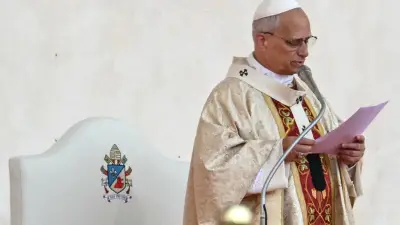 Papa León XIV concluye gira en África condenando autoritarismo