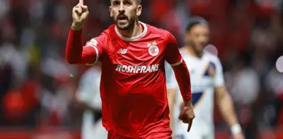 Paulinho incendia el Infierno: Hat-trick en goleada 4-2 de Toluca sobre Galaxy en Concacaf