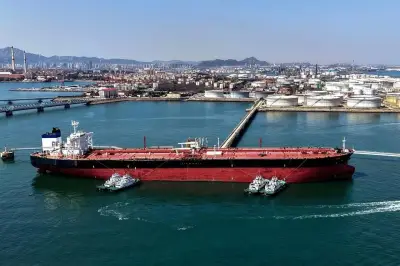 Petróleo WTI cierra semana con fuerte caída del 1.2%, Brent baja 1.45%