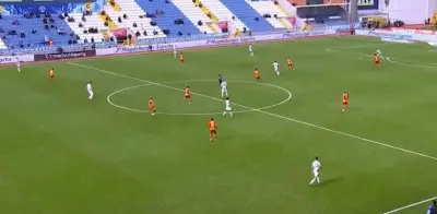 Portero turco anota golazo desde su área y da triunfo a su equipo en la Superliga