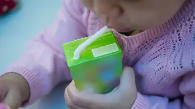 Profeco alerta sobre 'lechitas' sin leche y revela opciones con menos azúcar y grasa