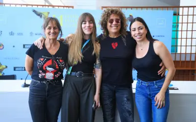 Rosana reinventa su arte en el FICG con docuserie íntima sobre el miedo y el éxito