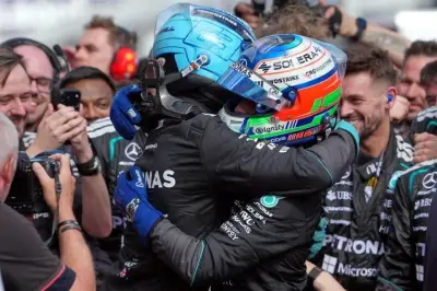 Russell elogia a Antonelli, pero el joven piloto solo piensa en el campeonato