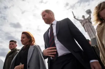 Siempre seré parte de la familia real: Harry