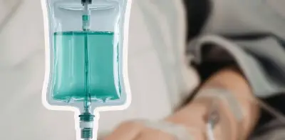 Suero Vitaminado: Riesgos Reales y Verdades Médicas Tras Nuevos Hallazgos