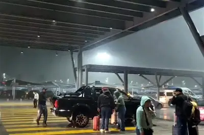 Tormenta en Monterrey desvía vuelos y causa caos en el Aeropuerto Internacional