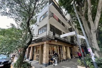 Tras la huella de Barragán en la colonia San Rafael