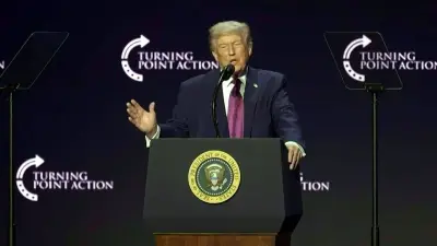 Trump Anuncia que Uranio Enriquecido Iraní Será Transferido a Estados Unidos