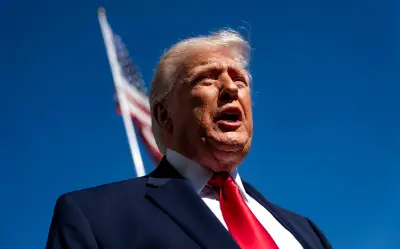 Trump firma orden ejecutiva para impulsar terapias con psicodélicos en salud mental