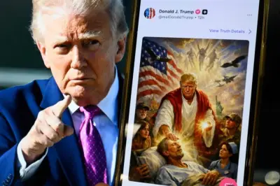 Trump publica imagen generada por IA donde aparece representado como Jesucristo