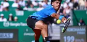 Alcaraz y Sinner superan obstáculos y avanzan a Cuartos en Montecarlo