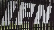 Alumnos del IPN en Reino Unido denuncian suspensión de becas