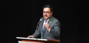 Arturo Reyes dialoga con consejeros del IPN tras protestas estudiantiles que exigen su renuncia