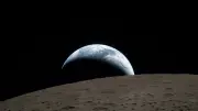 Astronauta de Artemis captura asombroso video de la Tierra ocultándose tras la Luna con un iPhone