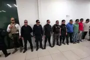 Caen mando y cinco policías por robo a tráiler en el Estado de México
