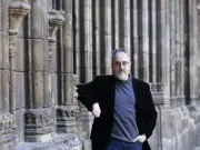 Cartas familiares humanizan a Federico García Lorca en nuevo libro 'No te olvides de escribir'