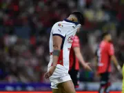 Chivas despide a Alan Pulido tras segunda etapa fallida y conflictos con Milito