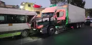 Choque brutal en Iztapalapa: 5 heridos, uno con amputación parcial de pierna
