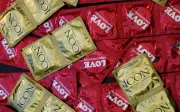 Condones subirán hasta un 30% por guerra en Medio Oriente