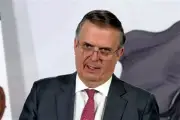 Ebrard se mantiene en el cargo pese a investigación