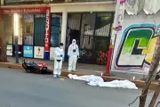 Ejecutan a dos motociclistas en Tláhuac; autoridades investigan ataque