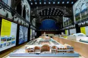 Exponen obra de Foster en Rumania: arquitectura sustentable