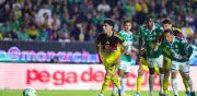 Exárbitros respaldan penal polémico que dio triunfo al América sobre León