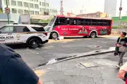 Fallece persona tras ser atropellada por unidad de pasajeros en Monterrey