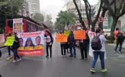 Familias buscadoras bloquean Insurgentes Sur exigiendo a jueces autorizar diligencias clave
