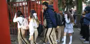 Filtros de mochilas ausentes en regreso a clases tras incidente con arma en secundaria