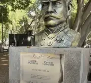 Gobierno de Puebla retira placas de héroes por errores ortográficos e históricos