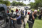 Hallan otro cuerpo cerca de puente en Florida