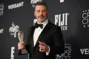 Kimmel defiende su chiste tras exigencia de Trump de despedirlo
