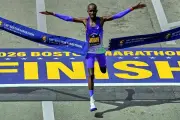 Korir establece récord histórico en el Maratón de Boston 2024