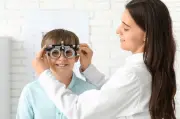 Lentes gratis para niños de primaria: programa Vive Saludable