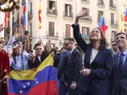 Machado sacude Madrid con un comentario sobre elecciones impecables
