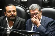 Monreal reconoce 'atorón' en negociaciones para designar consejeros del INE