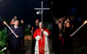 Papa León XIV Recupera Tradición del Viacrucis en el Coliseo Romano