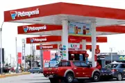 PetroPerú urge préstamo para evitar escasez de combustible