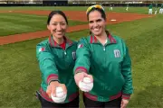 Presencia femenil tricolor en padres y D-Backs