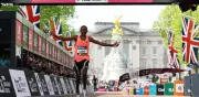 Sebastian Sawe rompe la barrera de las 2 horas en el Maratón de Londres