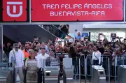 Sheinbaum inaugura tren CDMX-AIFA; reconoce problemas sociales
