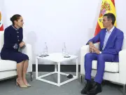 Sheinbaum y Sánchez reafirman lazos México-España en cumbre democrática de Barcelona