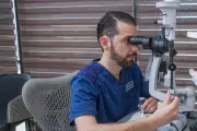 Tecnologías de Vanguardia Transforman la Cirugía de Cataratas en México