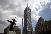 Torre Latinoamericana celebra 70 años como ícono de la CDMX