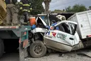 Tragedia en carretera: conductor fallece tras estrellarse camión en accidente vial