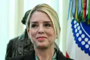 Trump destituye a Pam Bondi como fiscal general de Estados Unidos