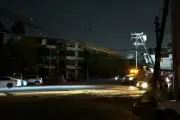 Vecinos del centro sufren apagón de 7 horas sin electricidad