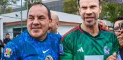 Zague y Cuauhtémoc Blanco protagonizan partido amistoso en Cámara de Diputados