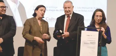 Alberto Dallal recibe Medalla Bellas Artes 2026 por su legado en danza